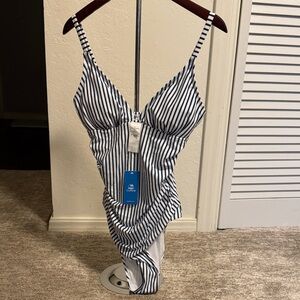 Cupshe Navy and White Striped One Piece Swimsuit